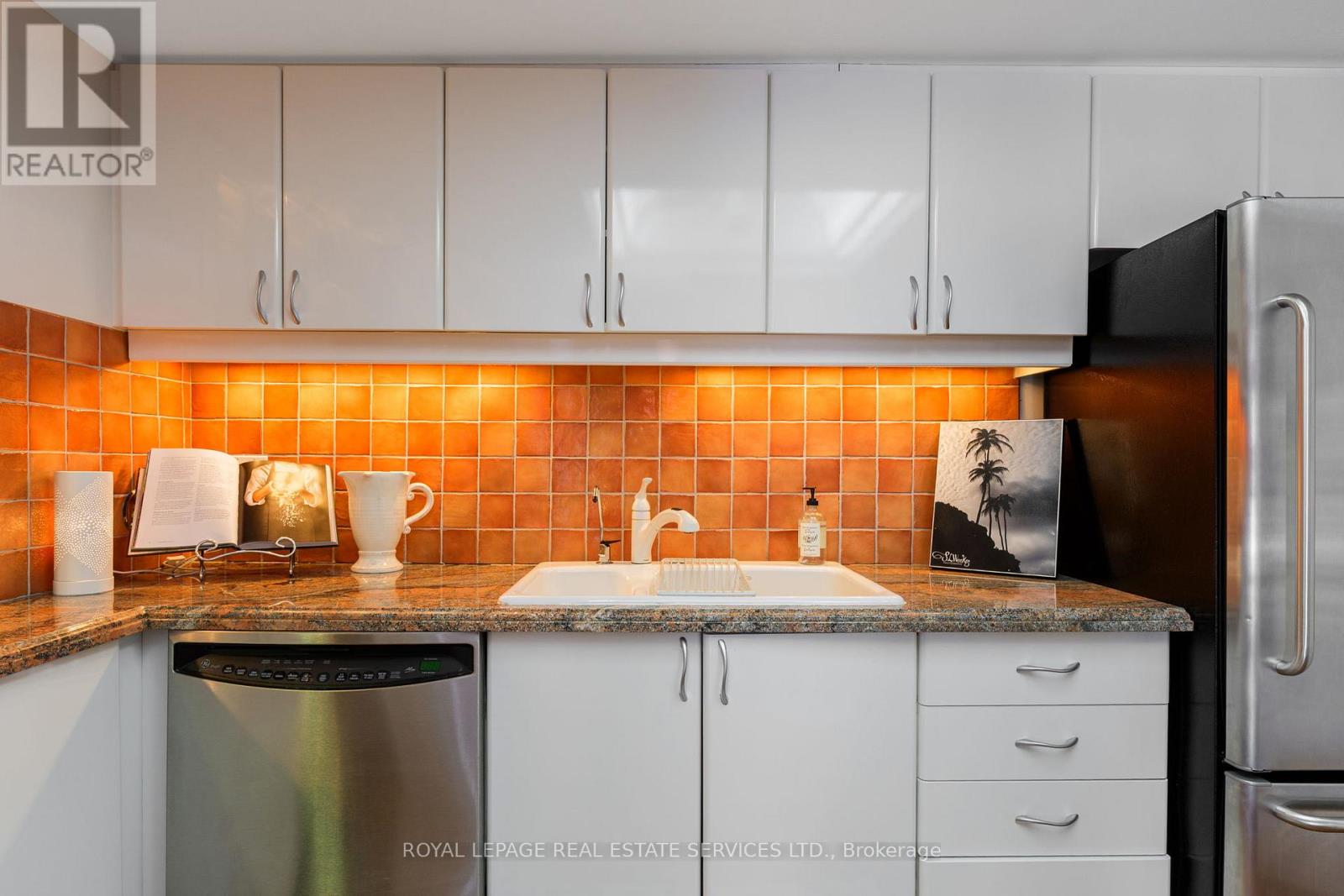 110 - 1240 Marlborough Court, Oakville, Ontario  L6H 3K7 - Photo 16 - W12766472