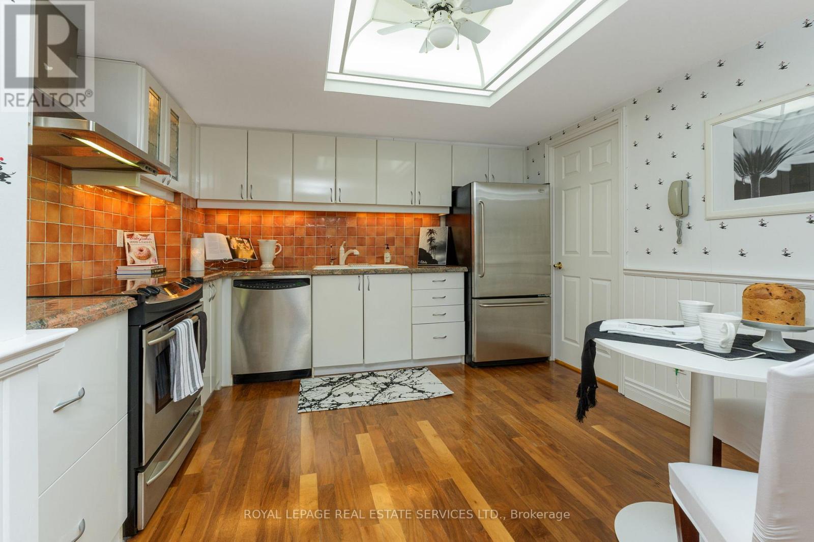 110 - 1240 Marlborough Court, Oakville, Ontario  L6H 3K7 - Photo 17 - W12766472