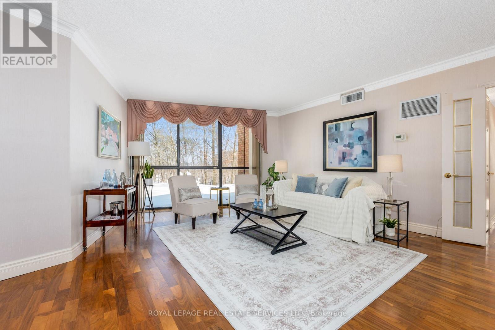 110 - 1240 Marlborough Court, Oakville, Ontario  L6H 3K7 - Photo 2 - W12766472