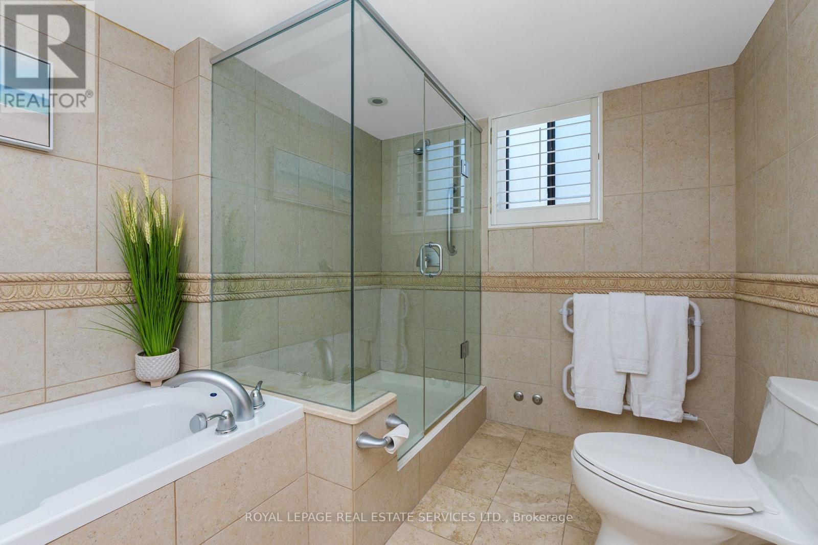 110 - 1240 Marlborough Court, Oakville, Ontario  L6H 3K7 - Photo 27 - W12766472