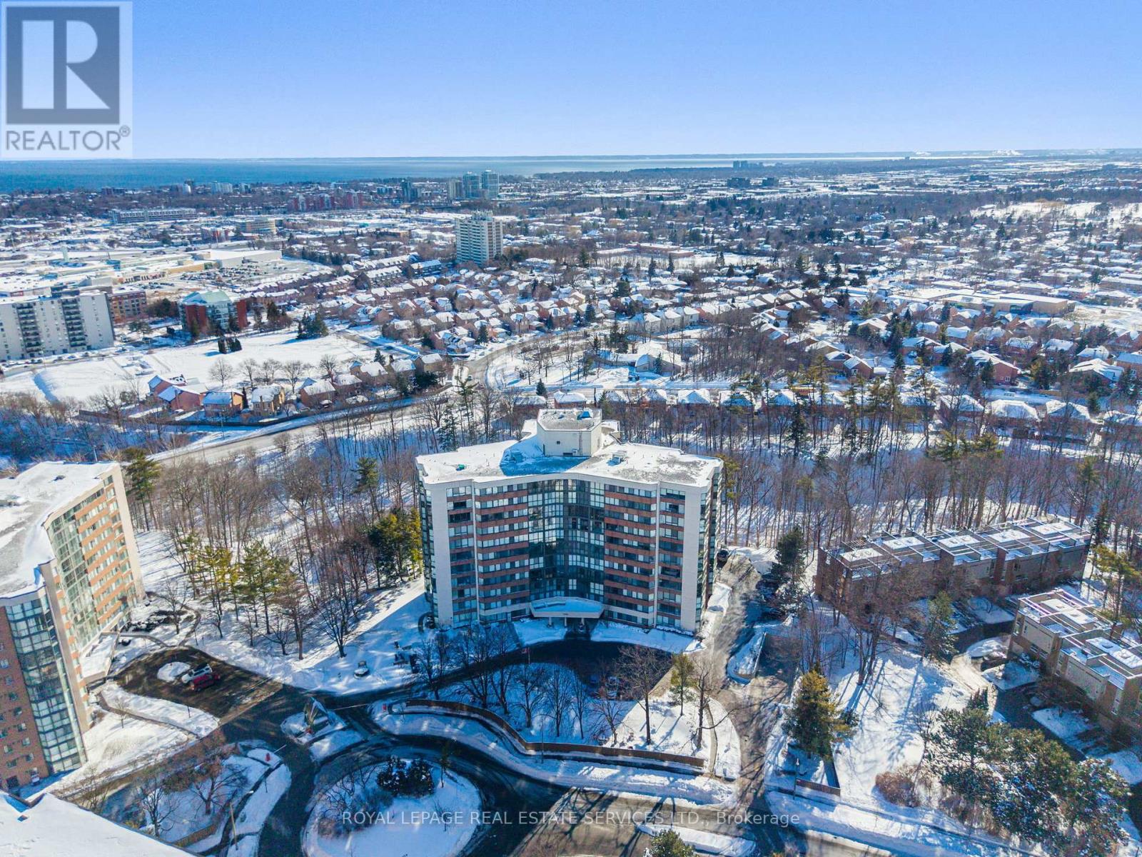 110 - 1240 Marlborough Court, Oakville, Ontario  L6H 3K7 - Photo 38 - W12766472