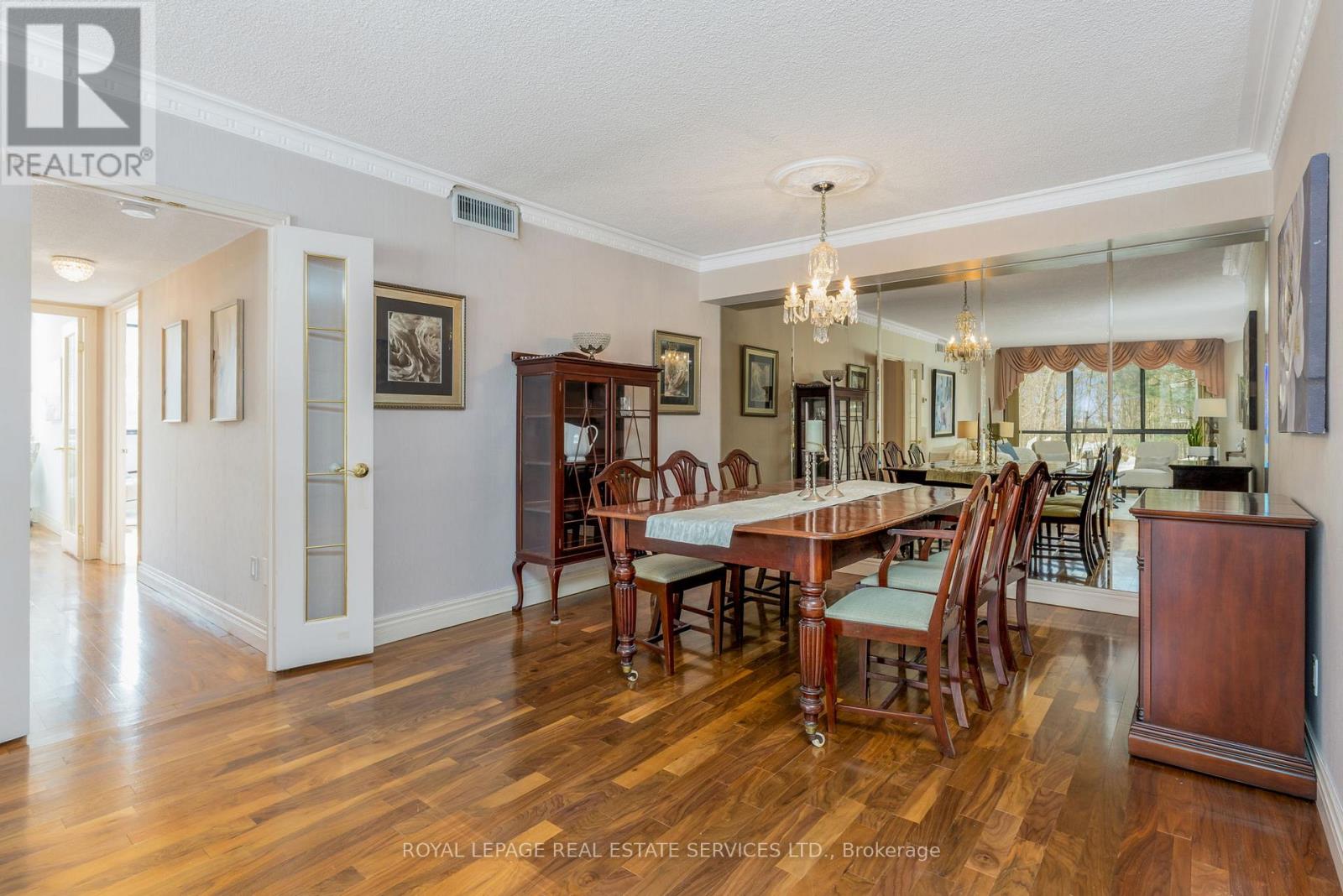 110 - 1240 Marlborough Court, Oakville, Ontario  L6H 3K7 - Photo 9 - W12766472