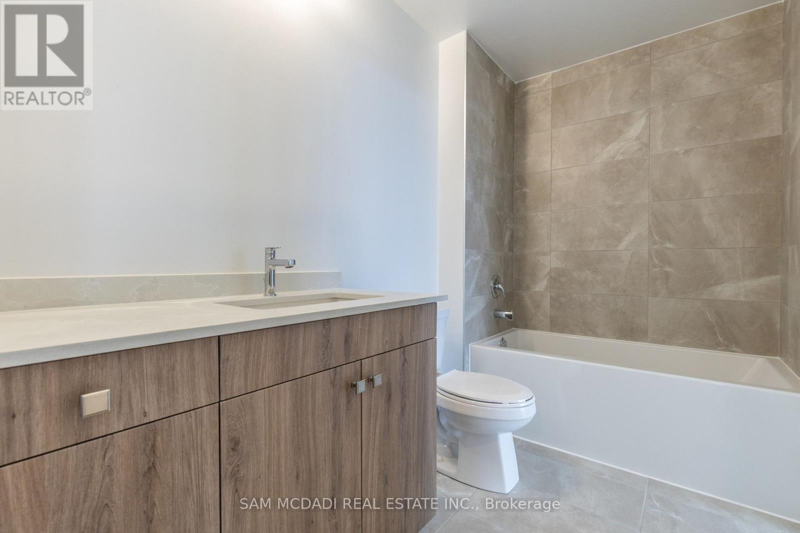 1503 - 1035 Southdown Road, Mississauga, Ontario  L5J 0A2 - Photo 13 - W12766492