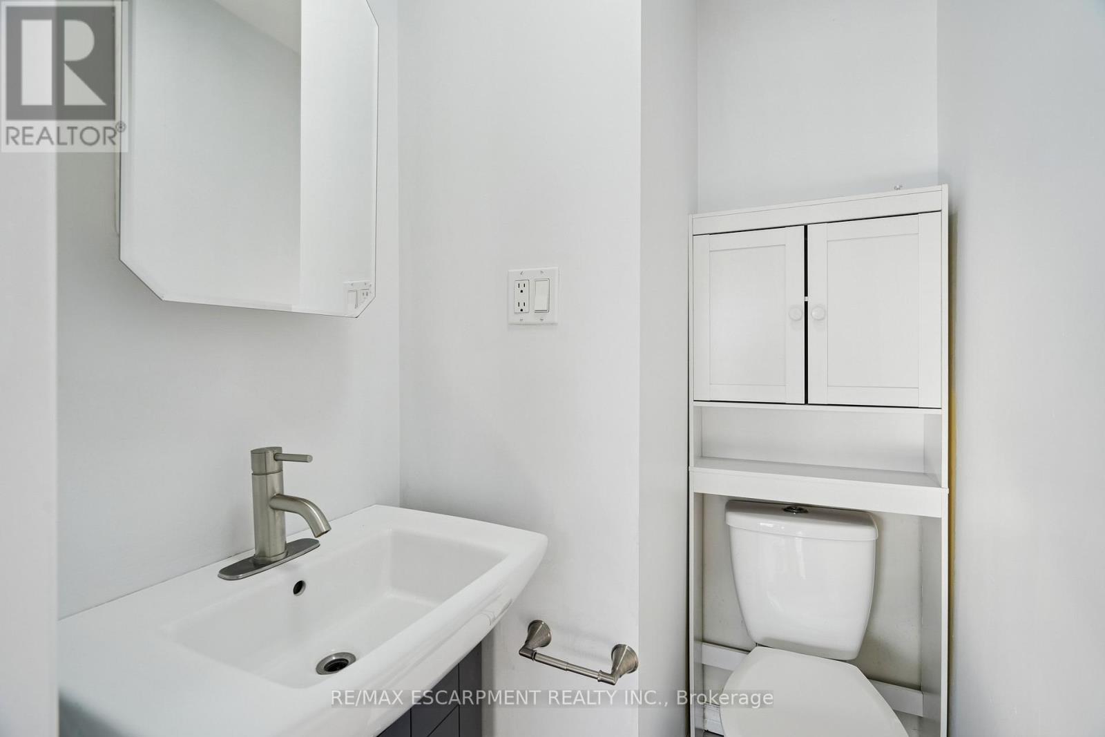 #6a - 1 Elgin Street, Halton Hills, Ontario  L7J 2B2 - Photo 24 - W12766496