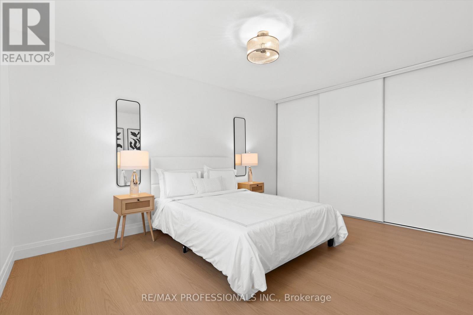 508 - 820 Burnhamthorpe Road, Toronto, Ontario  M9C 4W2 - Photo 14 - W12766498