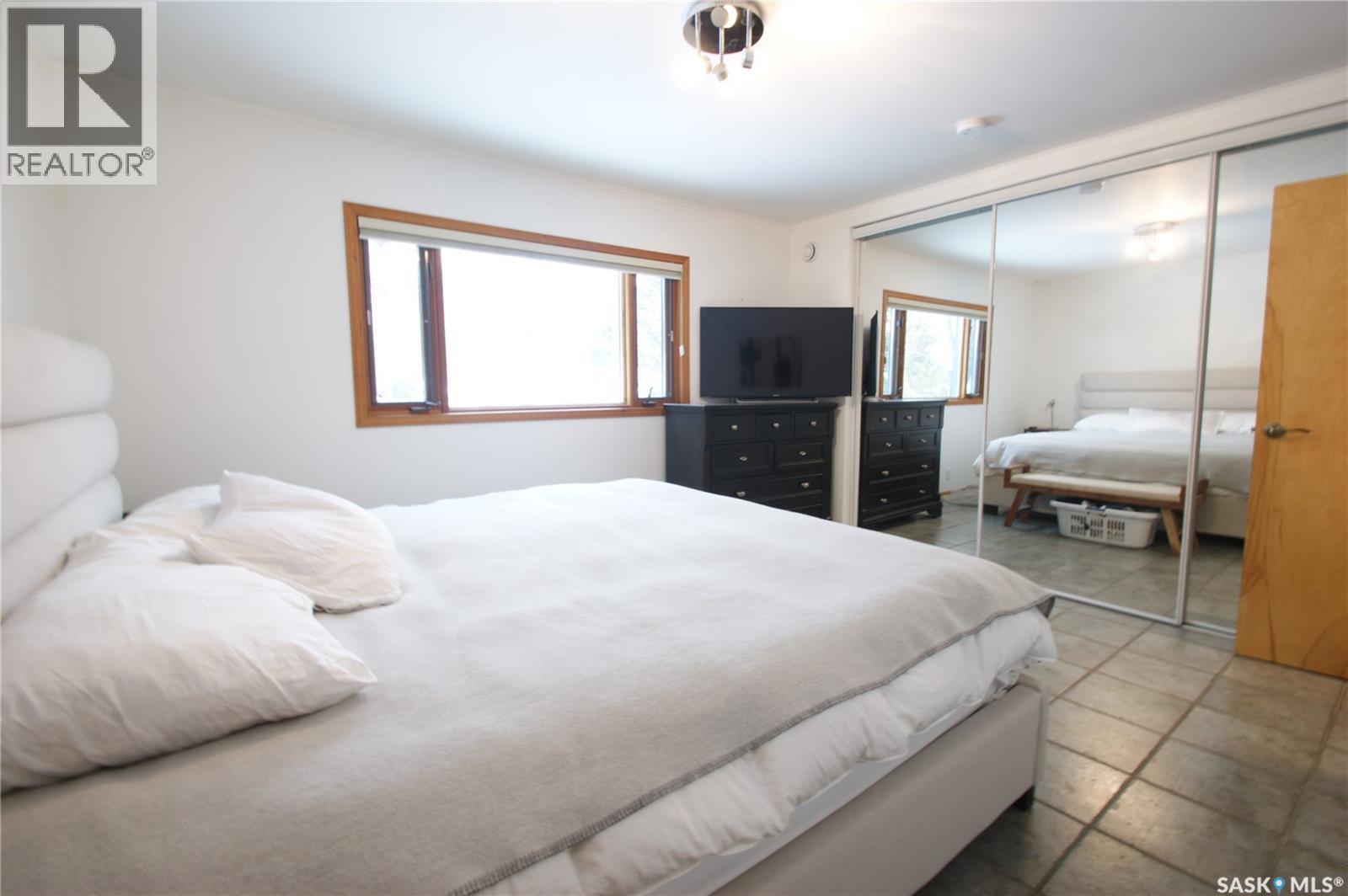 47 Lindsay Drive, Saskatoon, Saskatchewan  S7H 3E2 - Photo 9 - SK027634