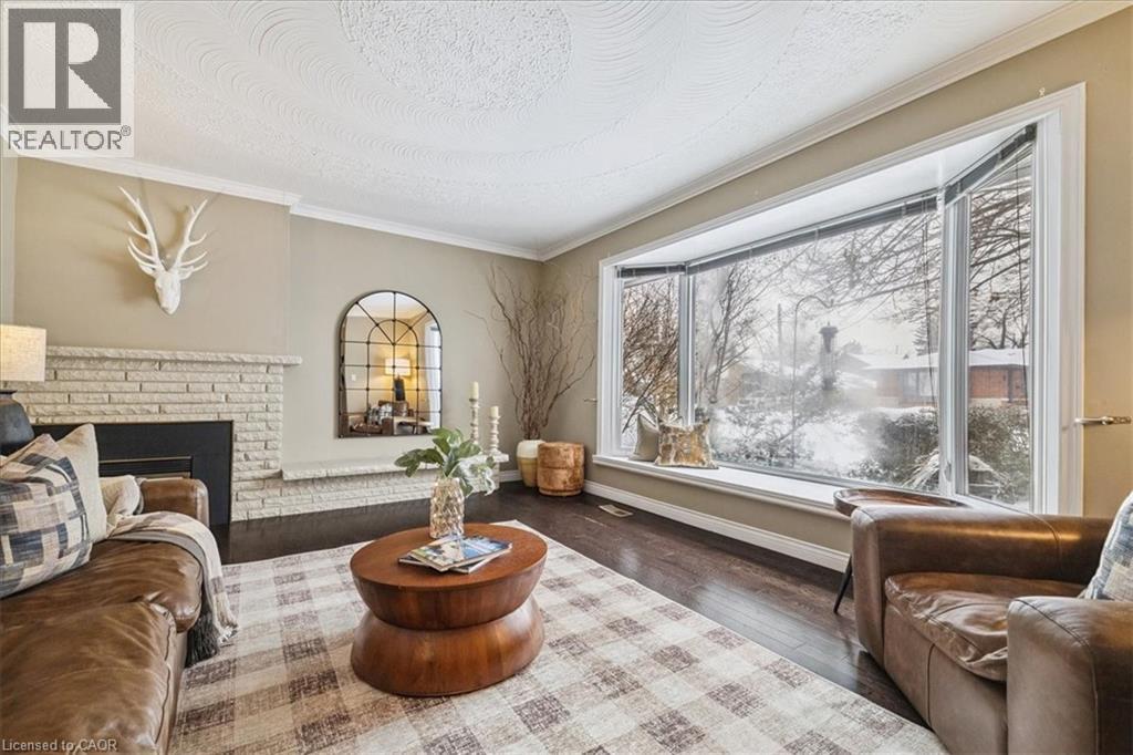 359 Pepper Drive, Burlington, Ontario  L7R 3C8 - Photo 8 - 40799678