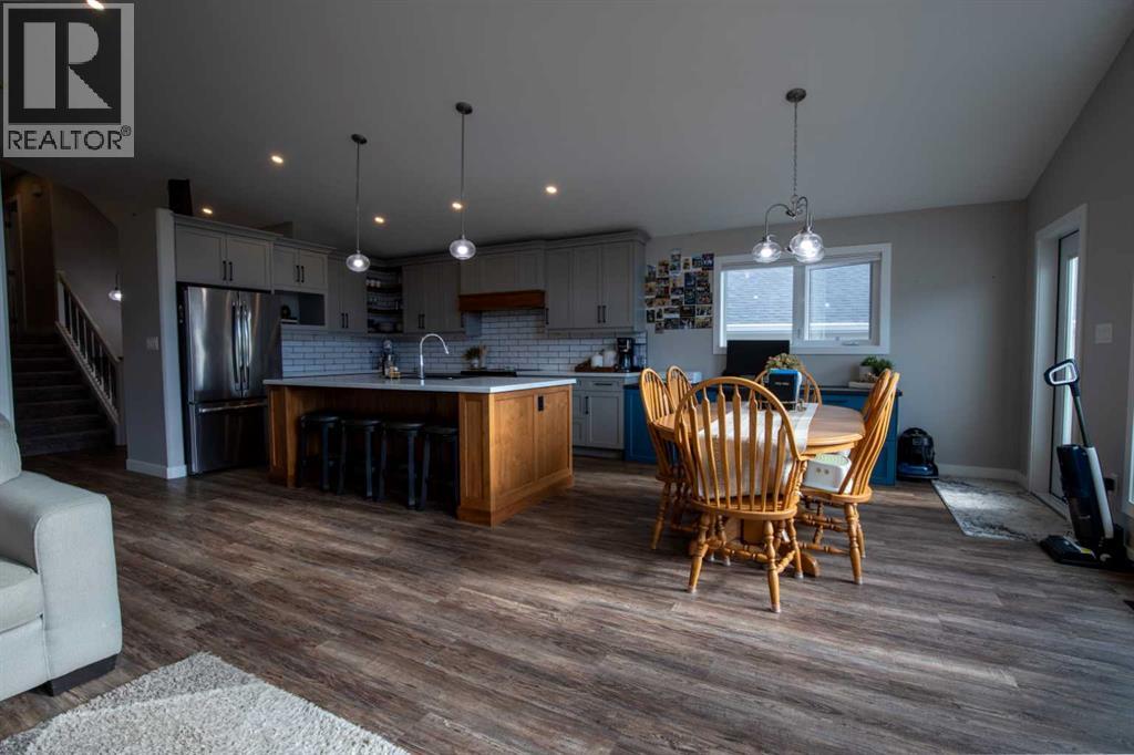 340 Greenwood Place, Coalhurst, Alberta  T0L 0V2 - Photo 13 - A2284317