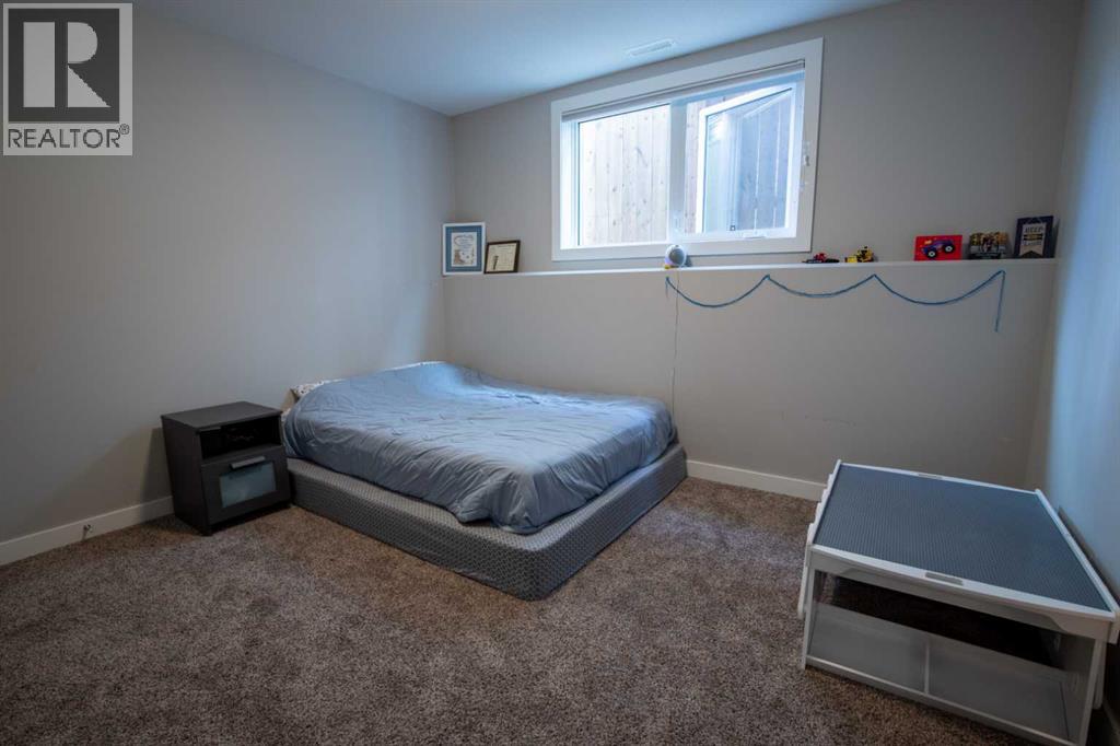 340 Greenwood Place, Coalhurst, Alberta  T0L 0V2 - Photo 32 - A2284317