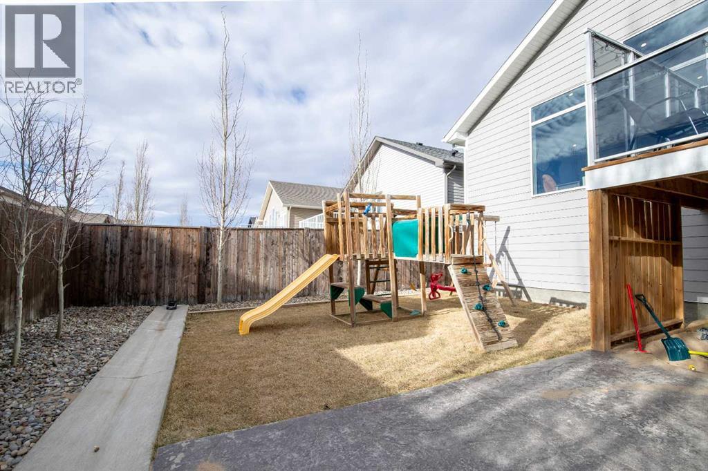 340 Greenwood Place, Coalhurst, Alberta  T0L 0V2 - Photo 40 - A2284317