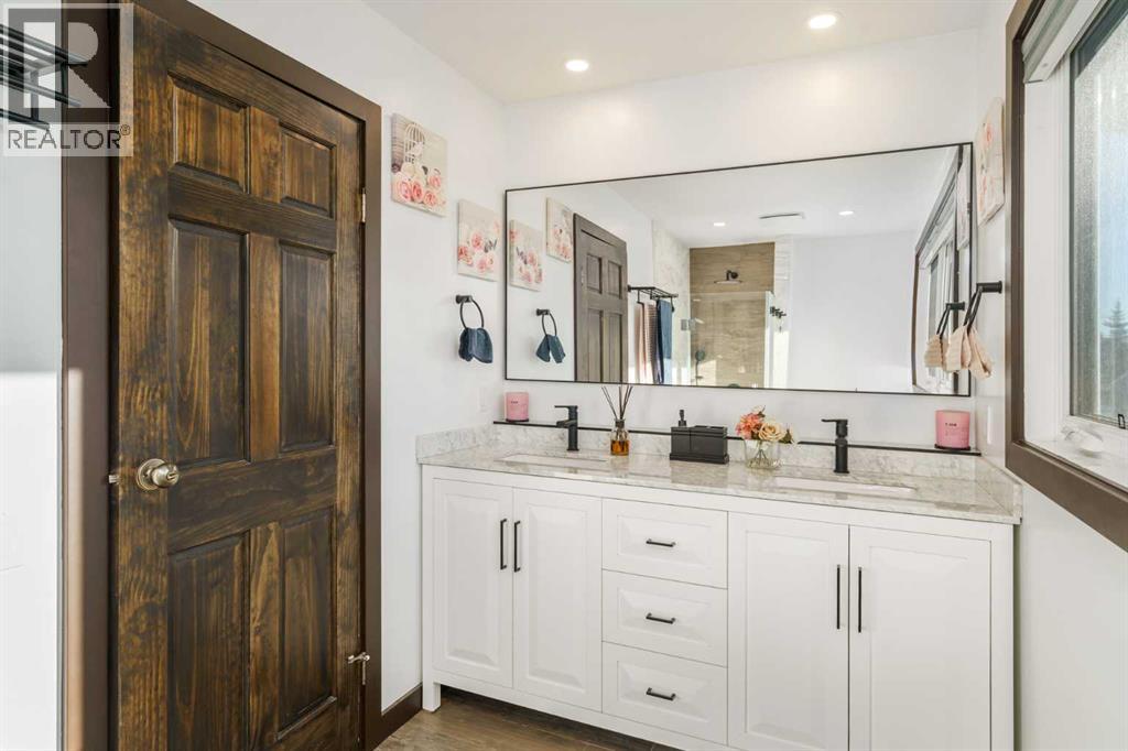 1315 Lake Michigan Crescent Se, Calgary, Alberta  T2J 3E9 - Photo 24 - A2280386