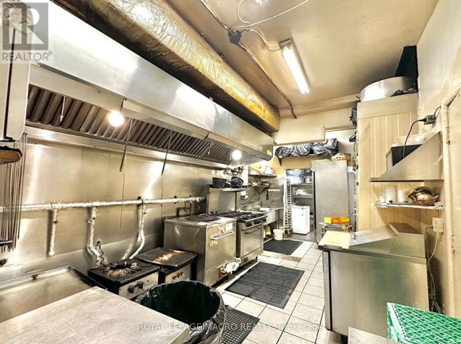 527 Upper Sherman Avenue, Hamilton, Ontario  L8V 3L9 - Photo 12 - X12766326