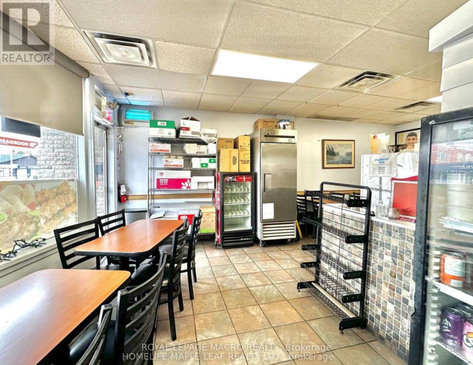 527 Upper Sherman Avenue, Hamilton, Ontario  L8V 3L9 - Photo 5 - X12766326