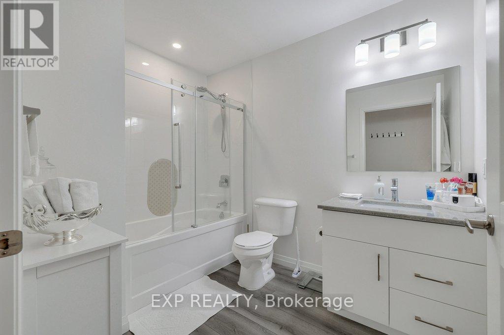 201 - 108 Garment Street, Kitchener, Ontario  N2G 0E3 - Photo 13 - X12766372