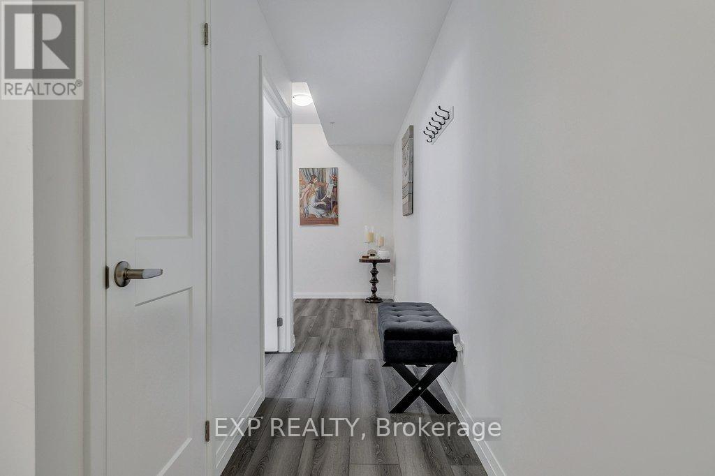 201 - 108 Garment Street, Kitchener, Ontario  N2G 0E3 - Photo 4 - X12766372