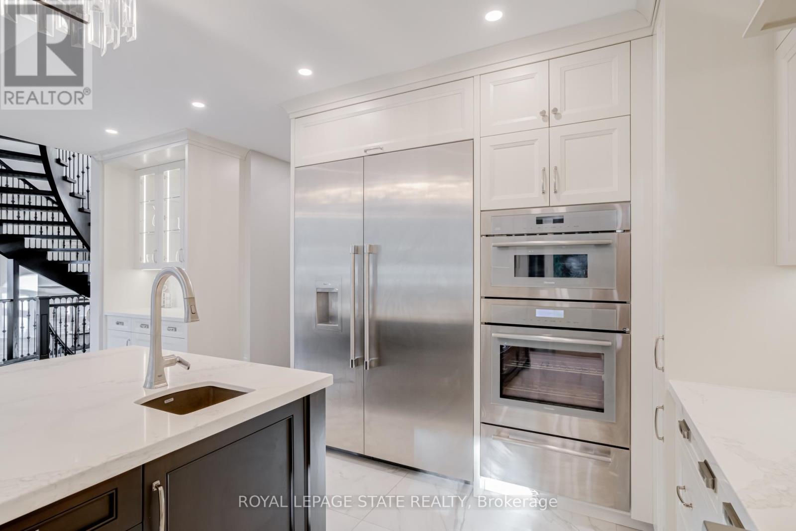 126 Mcgregor Crescent, Hamilton, Ontario  L9G 1B5 - Photo 13 - X12766468