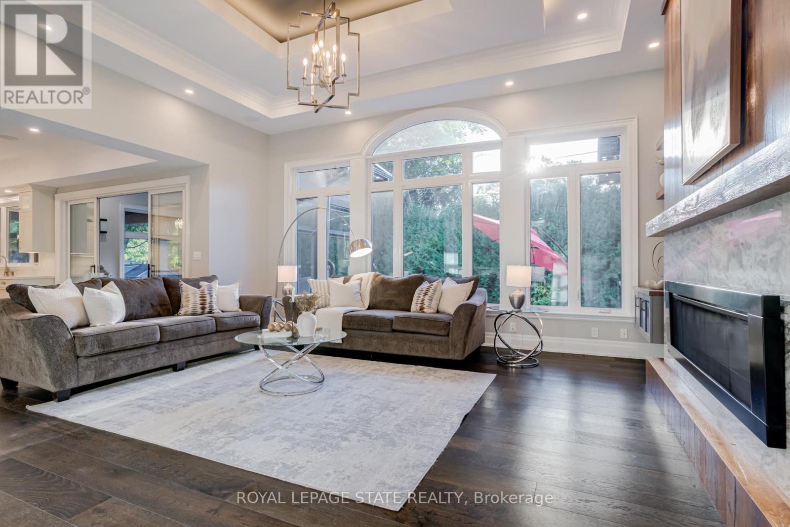 126 Mcgregor Crescent, Hamilton, Ontario  L9G 1B5 - Photo 8 - X12766468