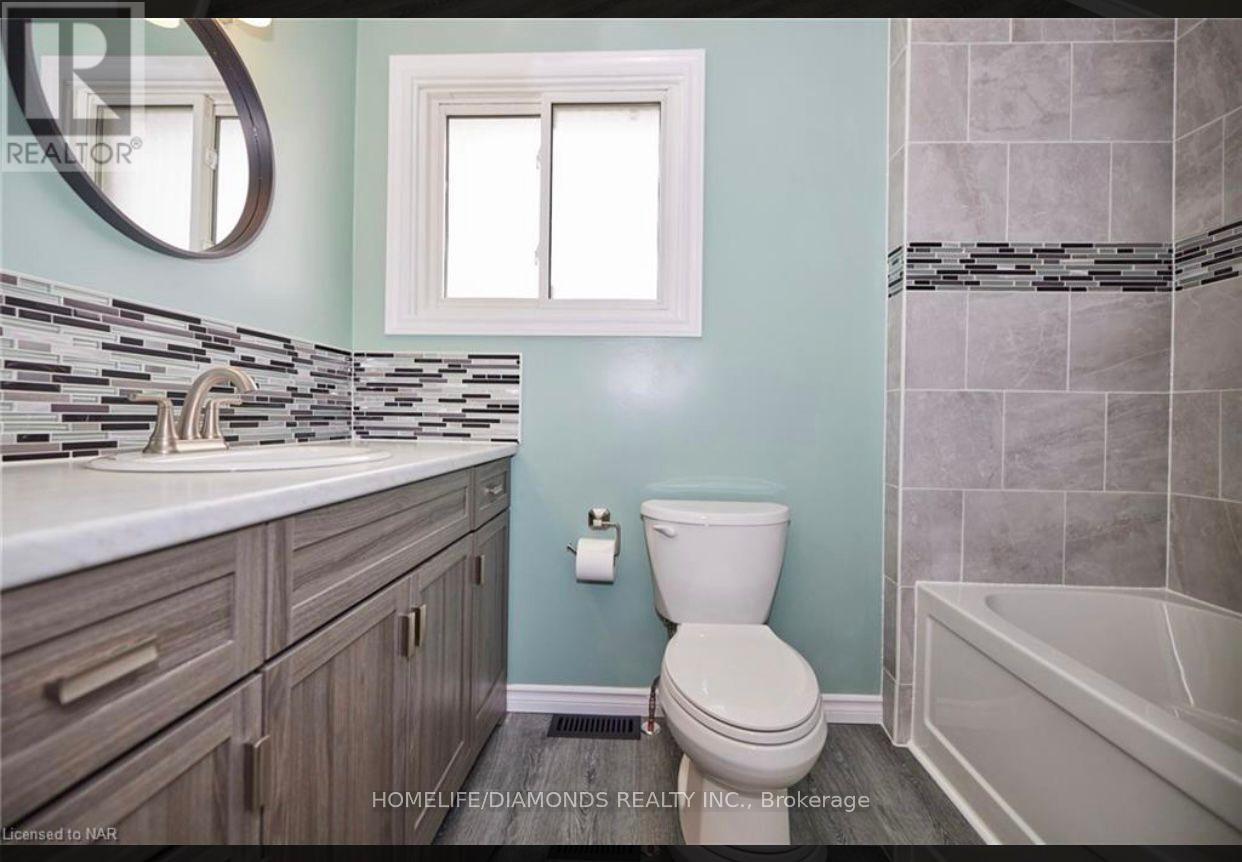 Upper - 6508 Caledonia Street, Niagara Falls, Ontario  L2G 5A3 - Photo 6 - X12766556