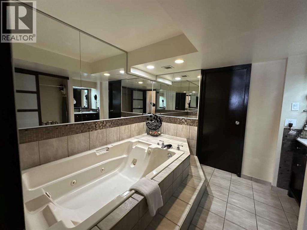 954 7 Street, Medicine Hat, Alberta  T1A 7R7 - Photo 6 - A2283807