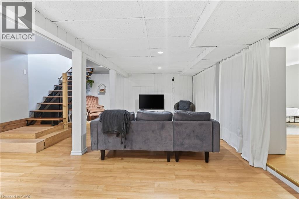 5773 Belmont Avenue, Niagara Falls, Ontario  L2H 1J8 - Photo 16 - 40803541