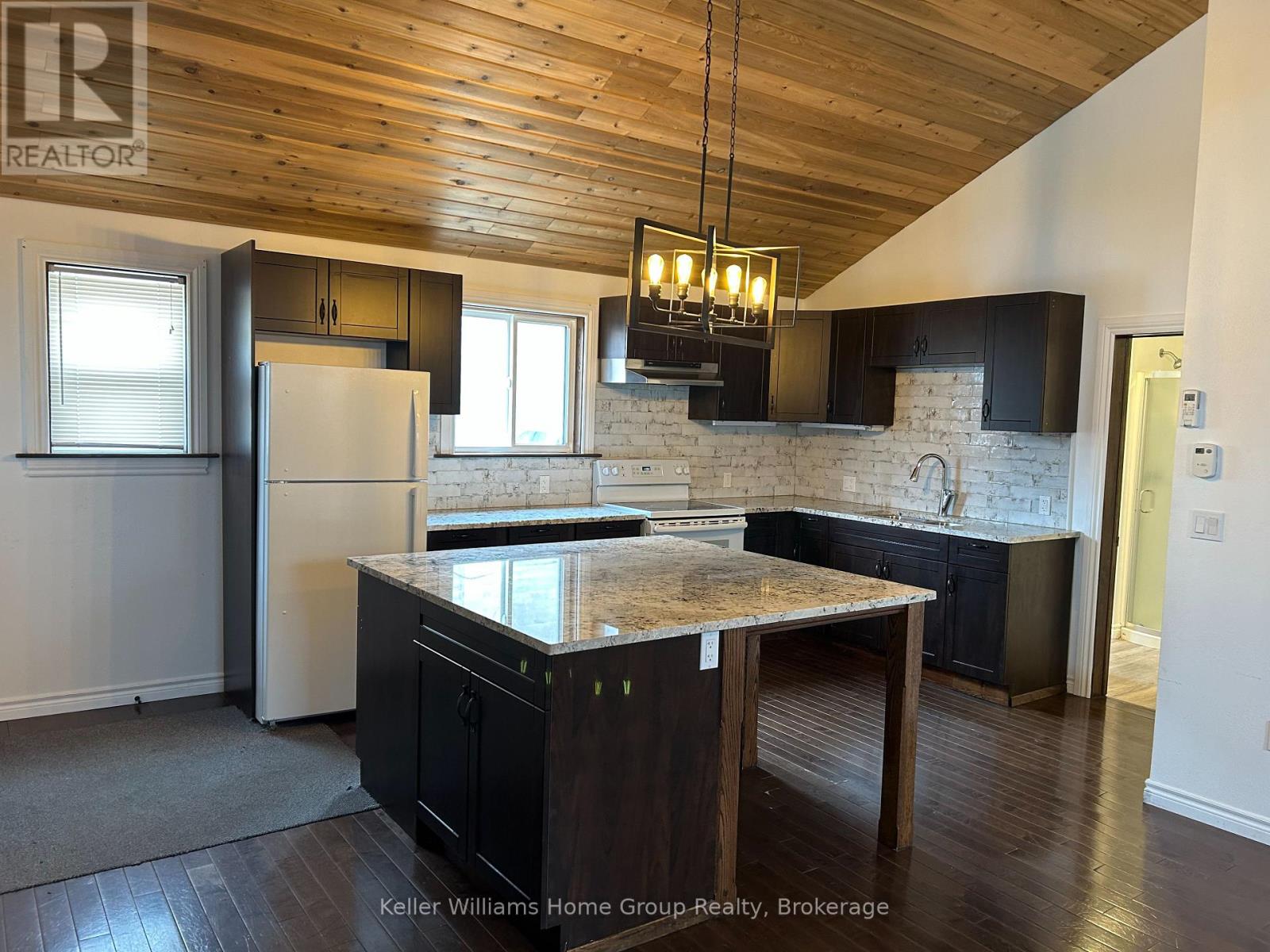 157 Main Street N, Wellington North, Ontario  N0G 2L2 - Photo 11 - X12766598