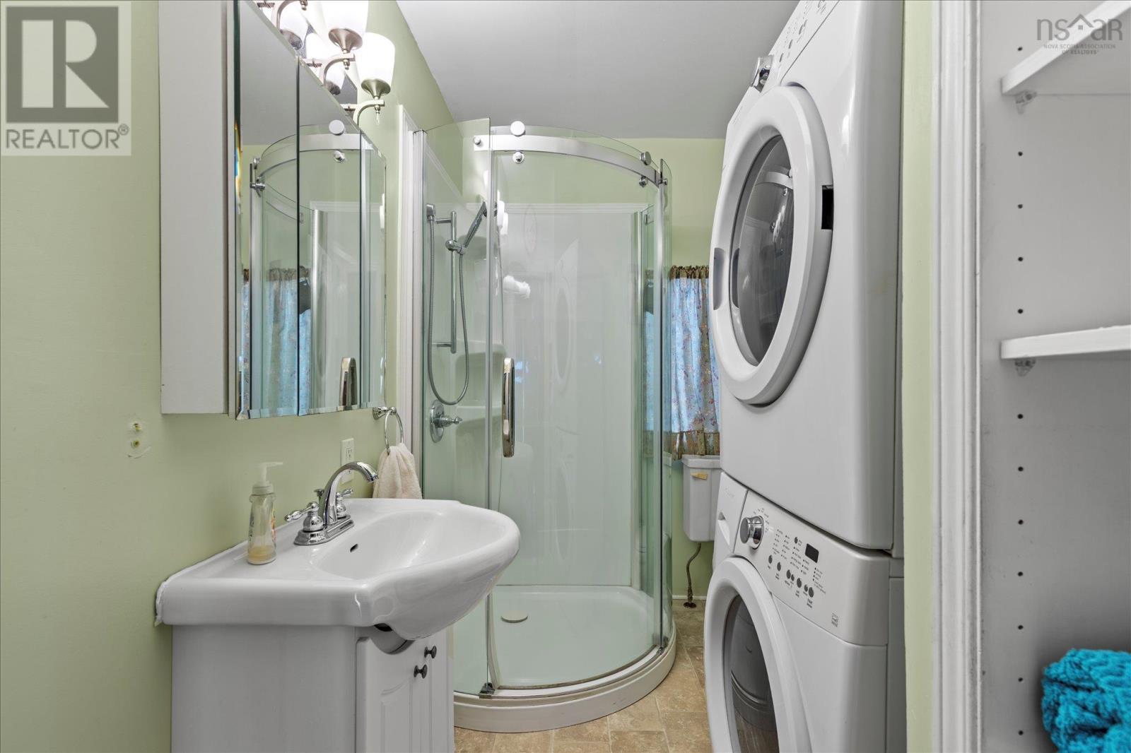 406 Kingsburg Road, Lower Rose Bay, Nova Scotia  B0J 2X0 - Photo 15 - 202602302