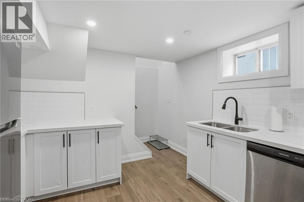 92 South Bend Road W Unit# Lower, Hamilton, Ontario  L9C 1N1 - Photo 10 - 40791540