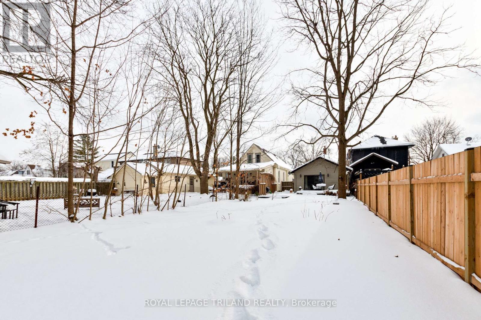 30 Elmwood Place, London South, Ontario  N6J 1J2 - Photo 35 - X12766566