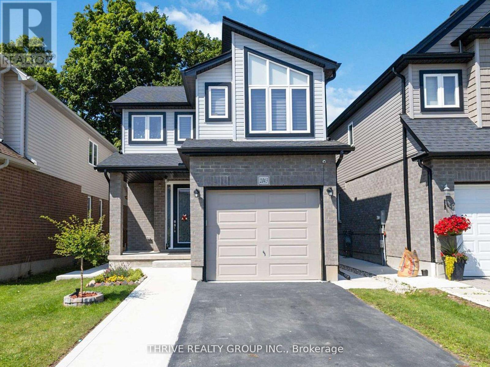 UPPER - 2043 CEDARPARK DRIVE, London North, Ontario