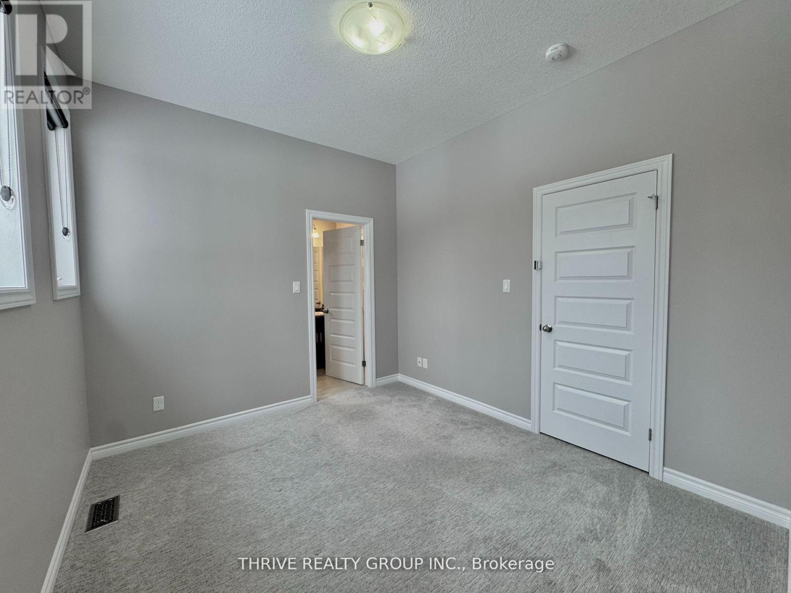 Upper - 2043 Cedarpark Drive, London North, Ontario  N5X 0N2 - Photo 13 - X12766626