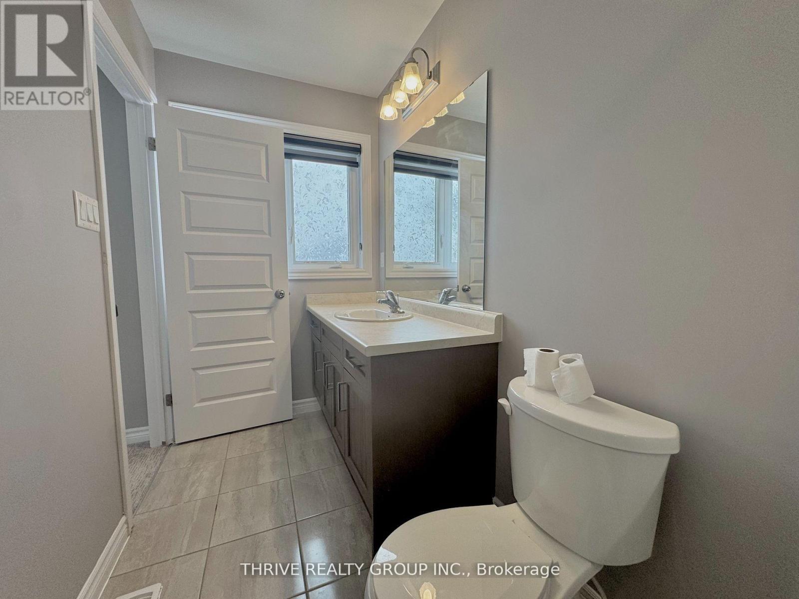 Upper - 2043 Cedarpark Drive, London North, Ontario  N5X 0N2 - Photo 14 - X12766626