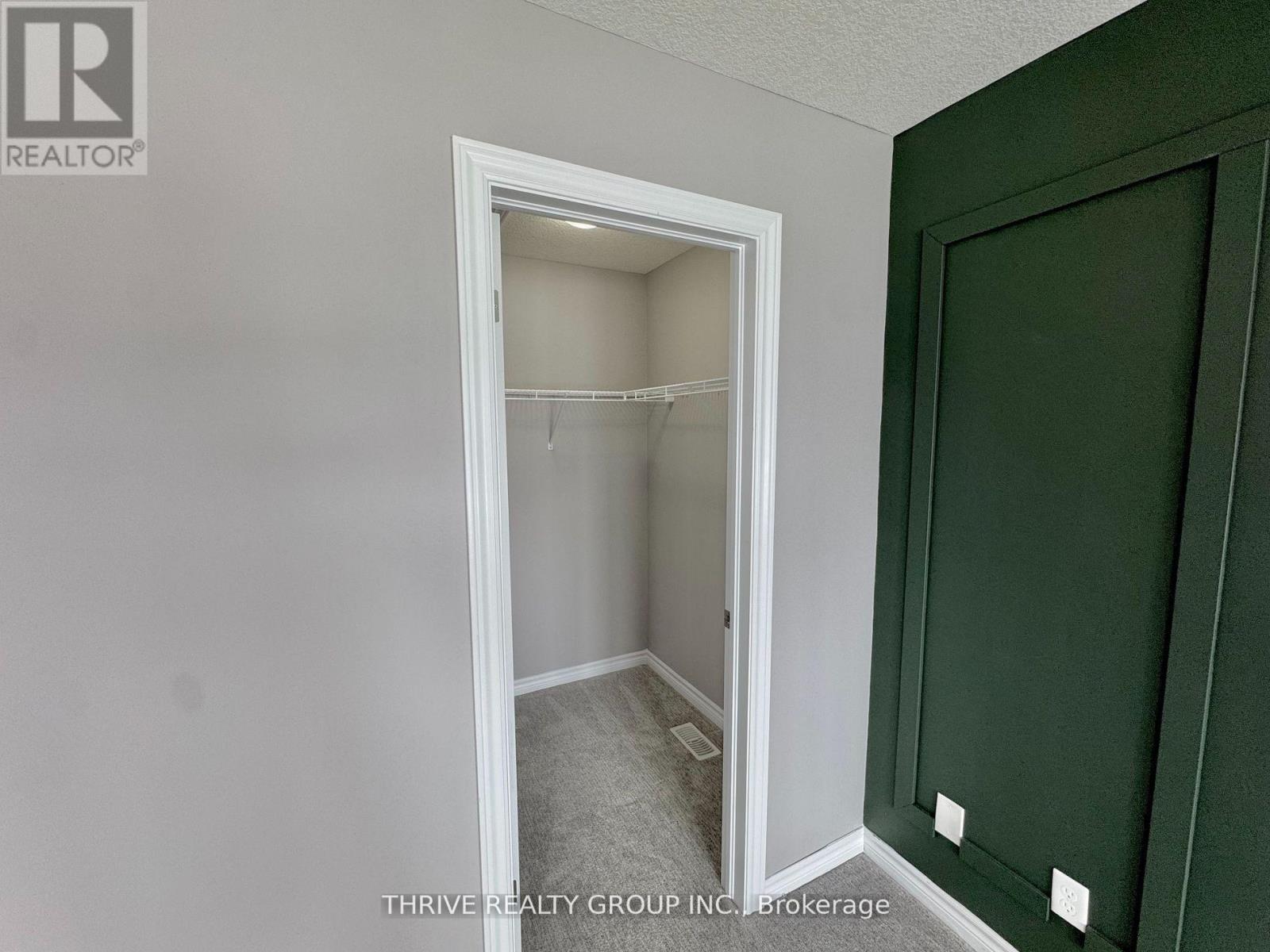 Upper - 2043 Cedarpark Drive, London North, Ontario  N5X 0N2 - Photo 17 - X12766626