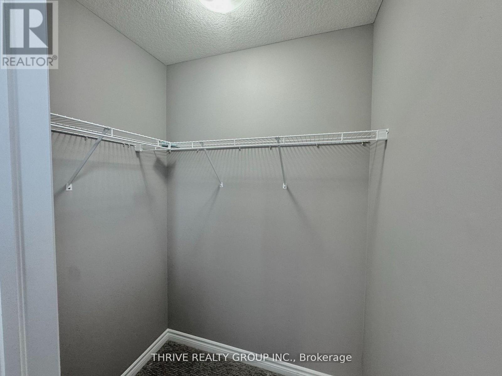 Upper - 2043 Cedarpark Drive, London North, Ontario  N5X 0N2 - Photo 22 - X12766626