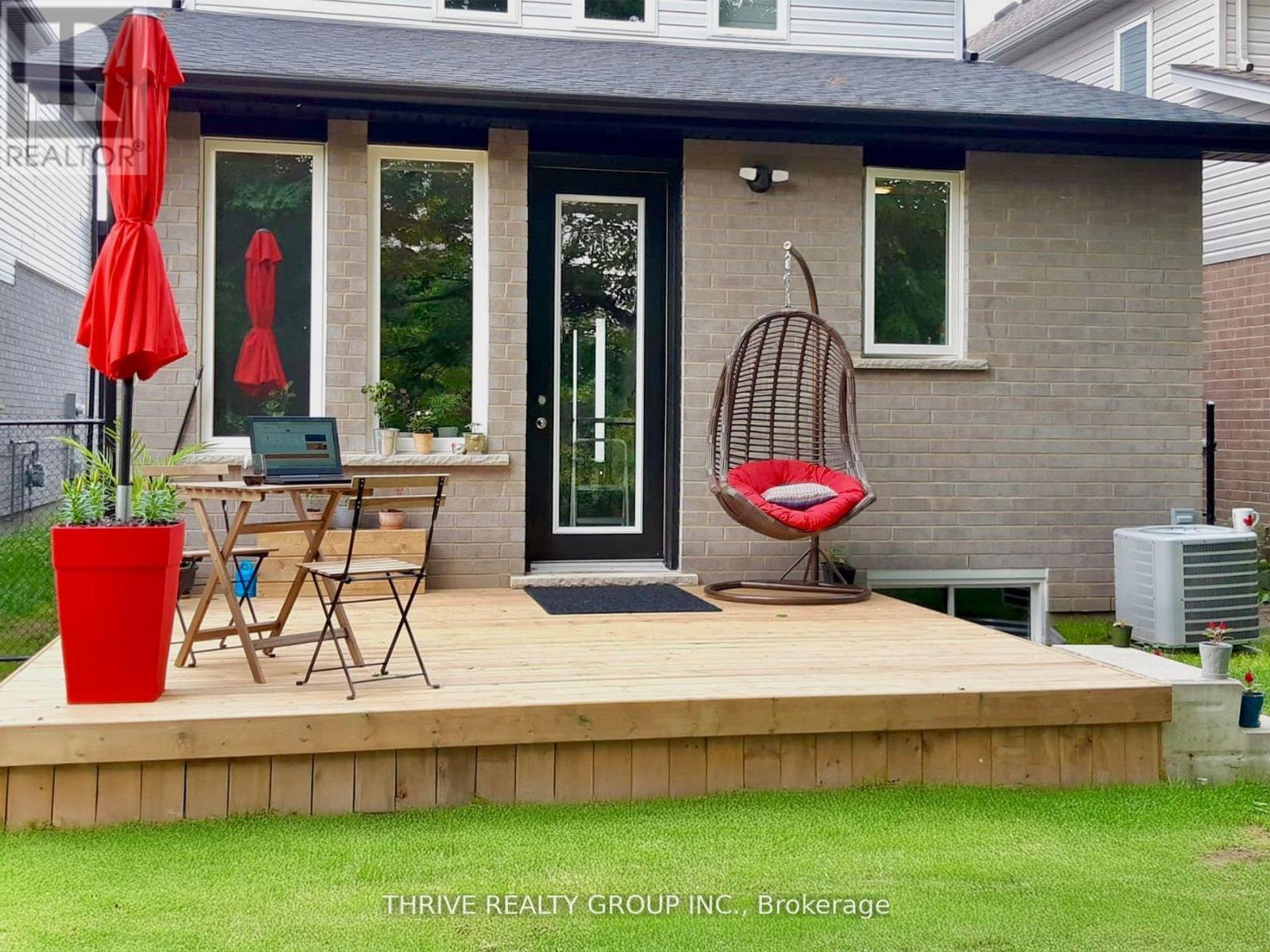 Upper - 2043 Cedarpark Drive, London North, Ontario  N5X 0N2 - Photo 35 - X12766626