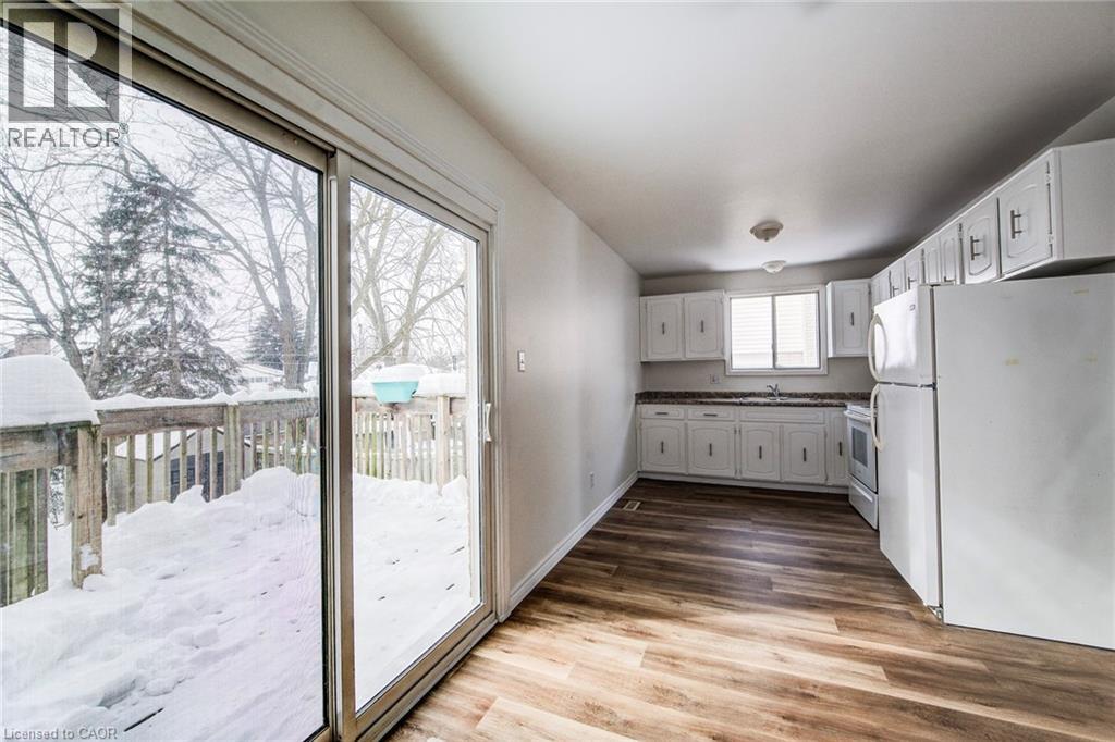 839 Doon Village Road, Kitchener, Ontario  N2P 1A1 - Photo 12 - 40801686