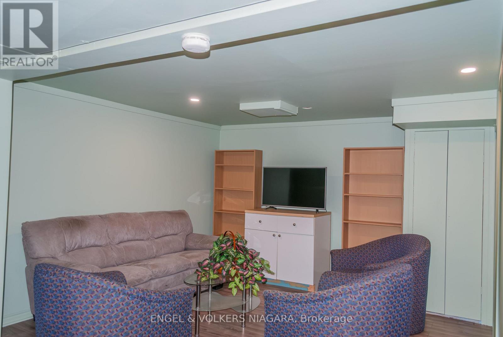 Lower Level - 6708 Oneil Street, Niagara Falls, Ontario  L2J 1N2 - Photo 4 - X12713820