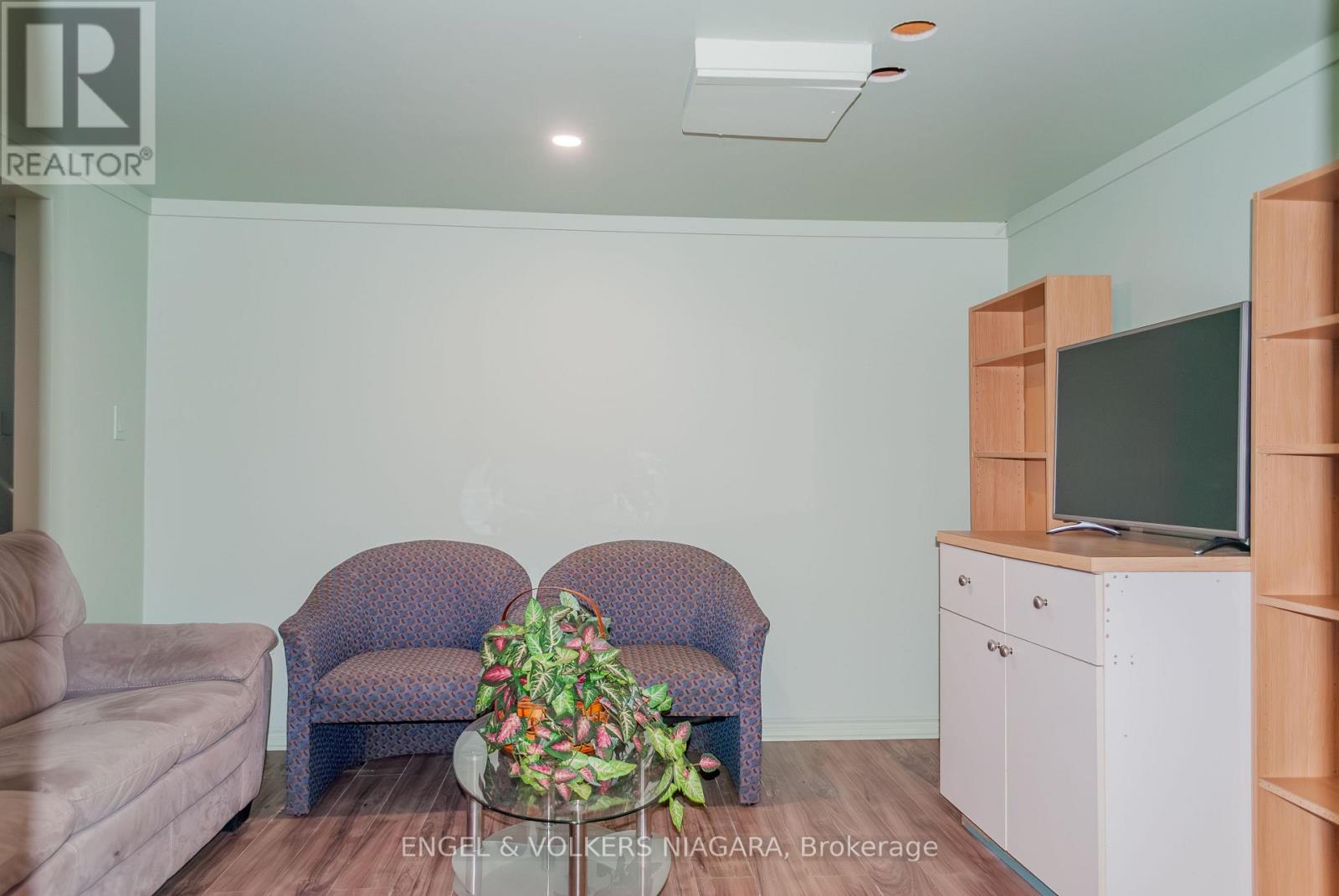 Lower Level - 6708 Oneil Street, Niagara Falls, Ontario  L2J 1N2 - Photo 7 - X12713820