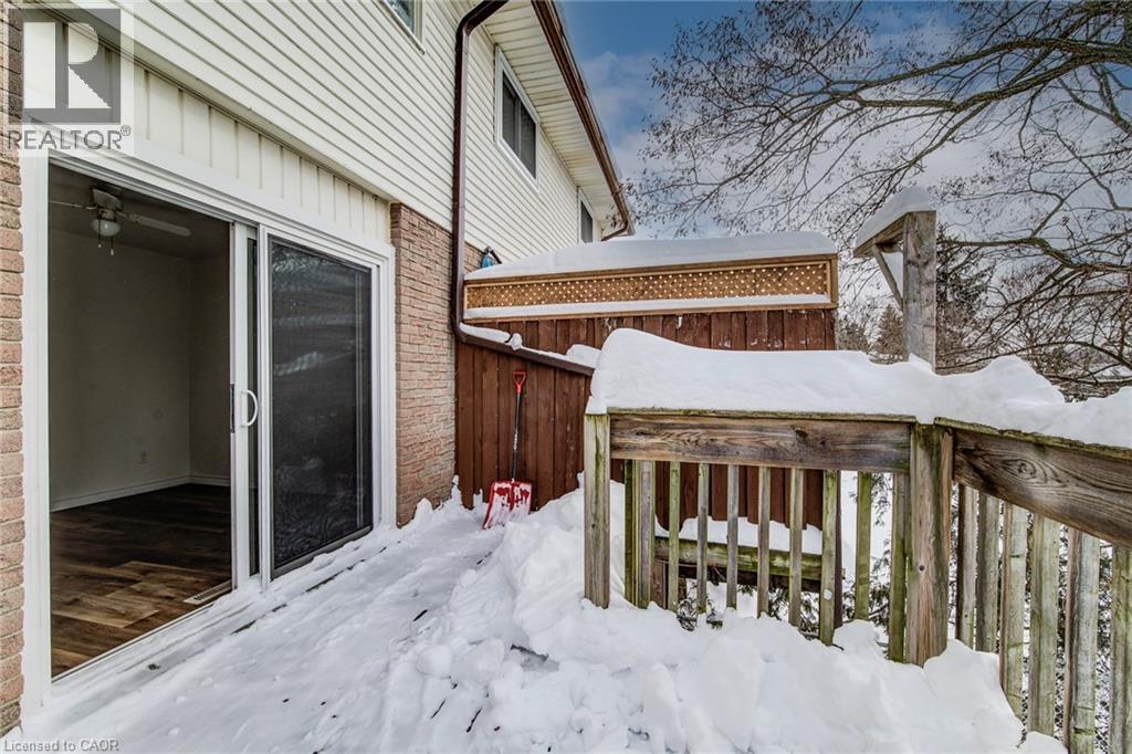 839 Doon Village Road, Kitchener, Ontario  N2P 1A1 - Photo 39 - 40801764