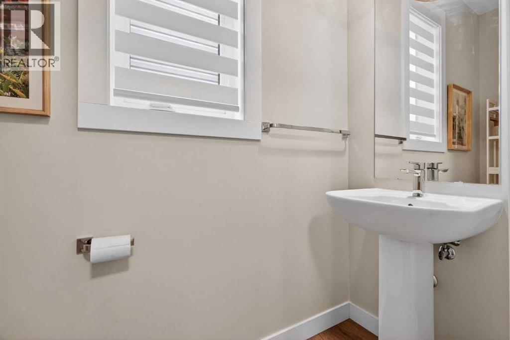 307 Precedence Hill, Cochrane, Alberta  T4C 3B4 - Photo 4 - A2282227