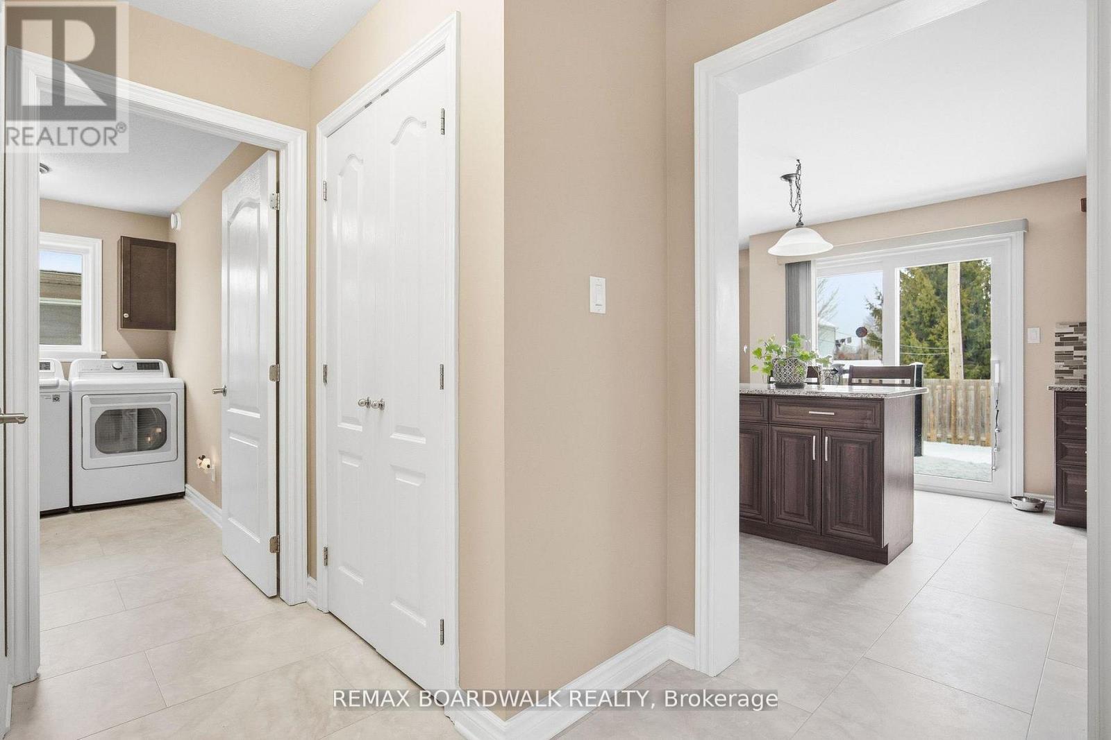 27 Comba Drive, Carleton Place, Ontario  K7C 4V2 - Photo 12 - X12766610