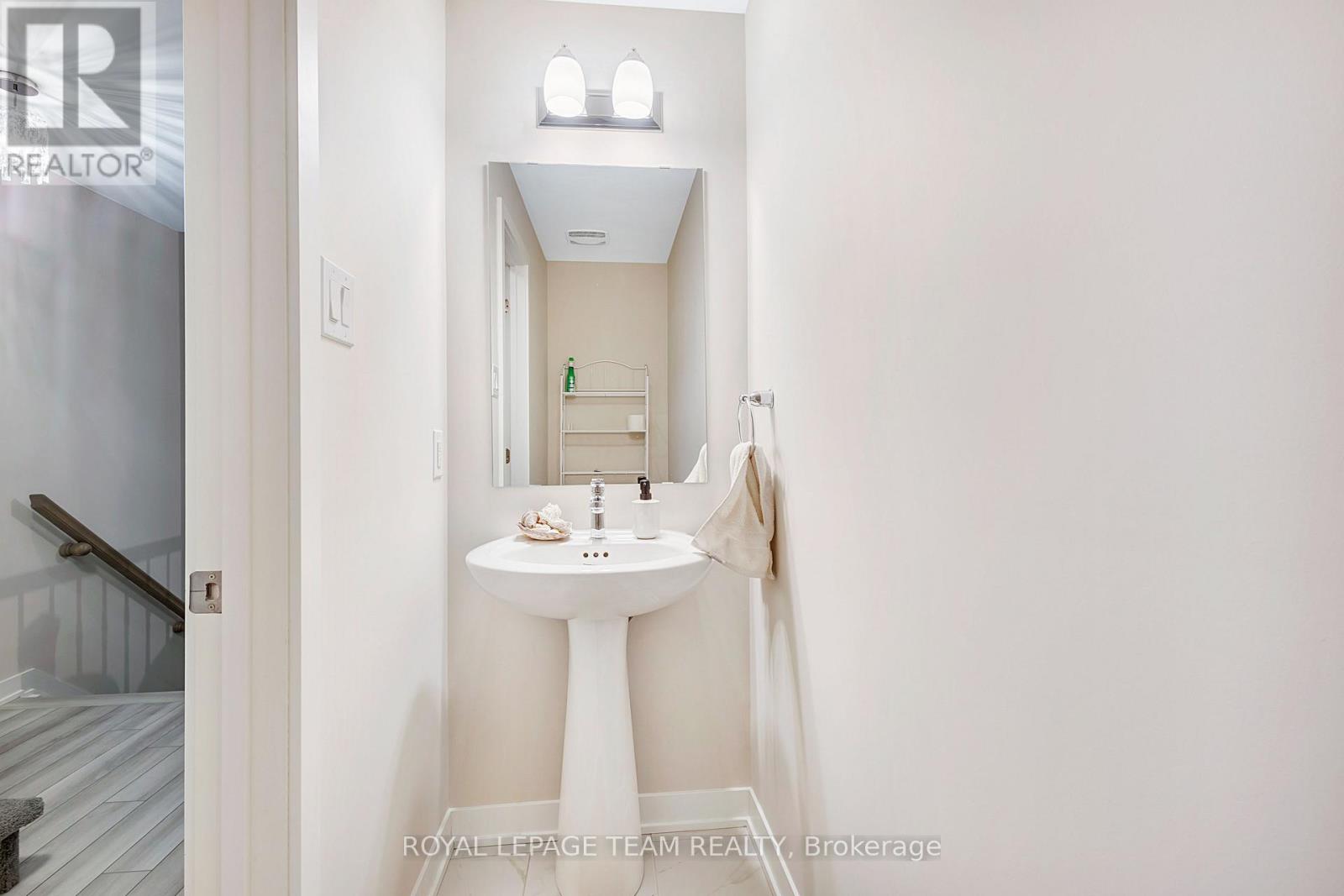 804 Parnian Private, Ottawa, Ontario  K2J 7K6 - Photo 8 - X12766618