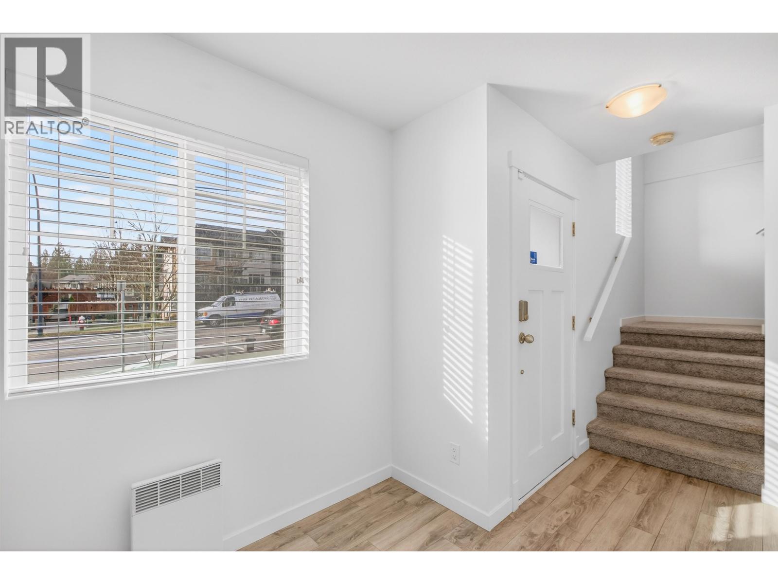 2 11272 240 Street, Maple Ridge, British Columbia  V2W 0J8 - Photo 5 - R3087382