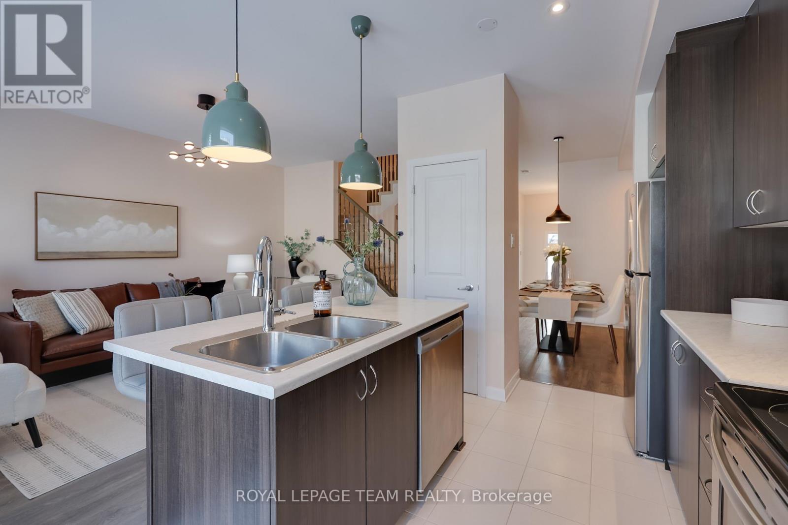 1021 Speedvale Court, Ottawa, Ontario  K2T 0P4 - Photo 23 - X12766494