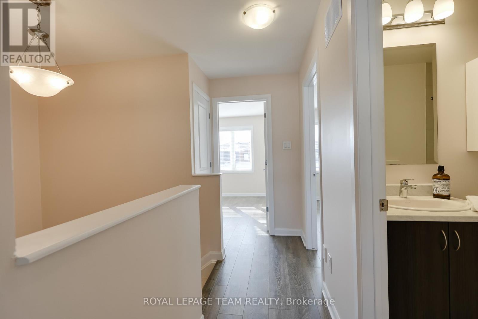 1021 Speedvale Court, Ottawa, Ontario  K2T 0P4 - Photo 29 - X12766494