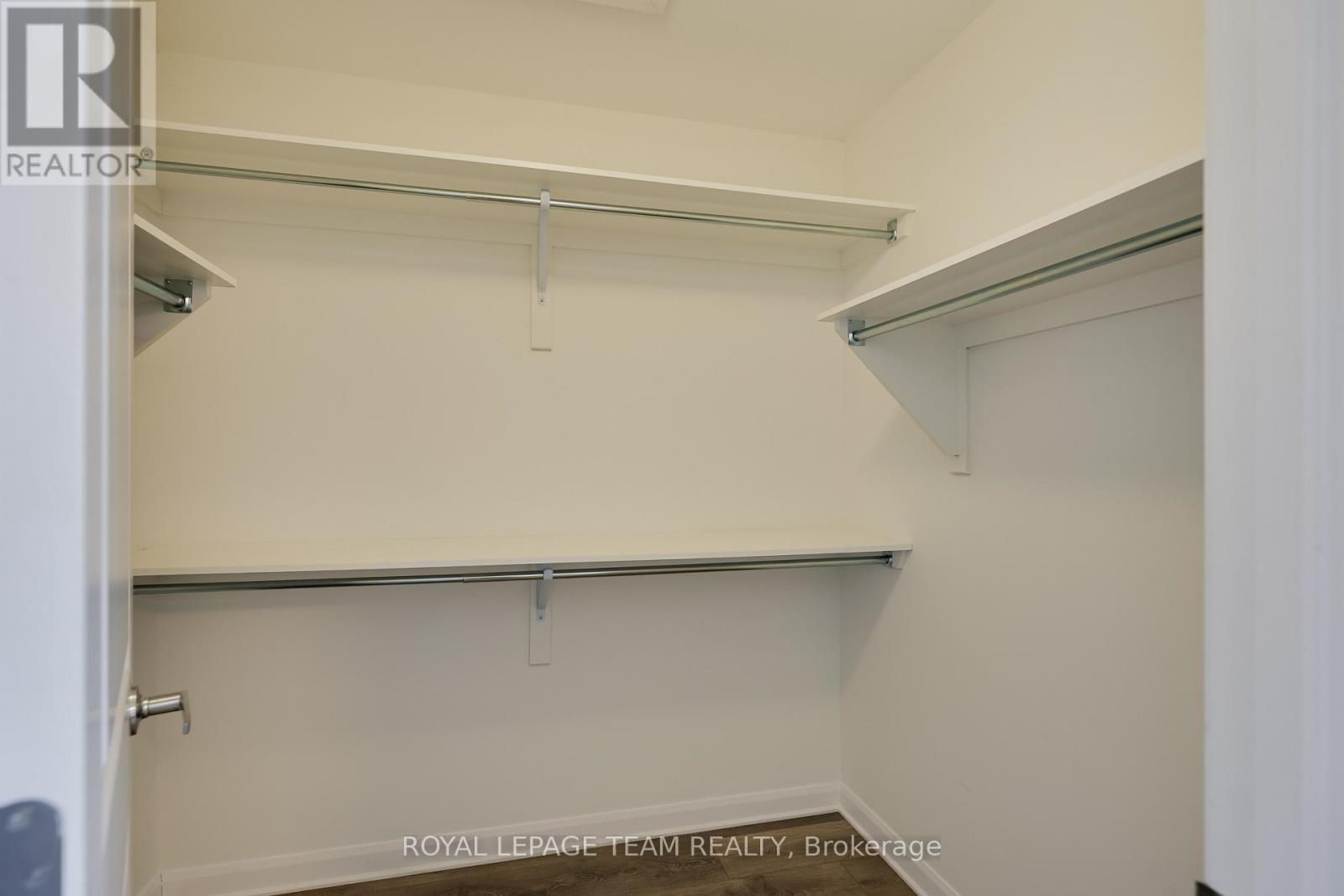 1021 Speedvale Court, Ottawa, Ontario  K2T 0P4 - Photo 36 - X12766494