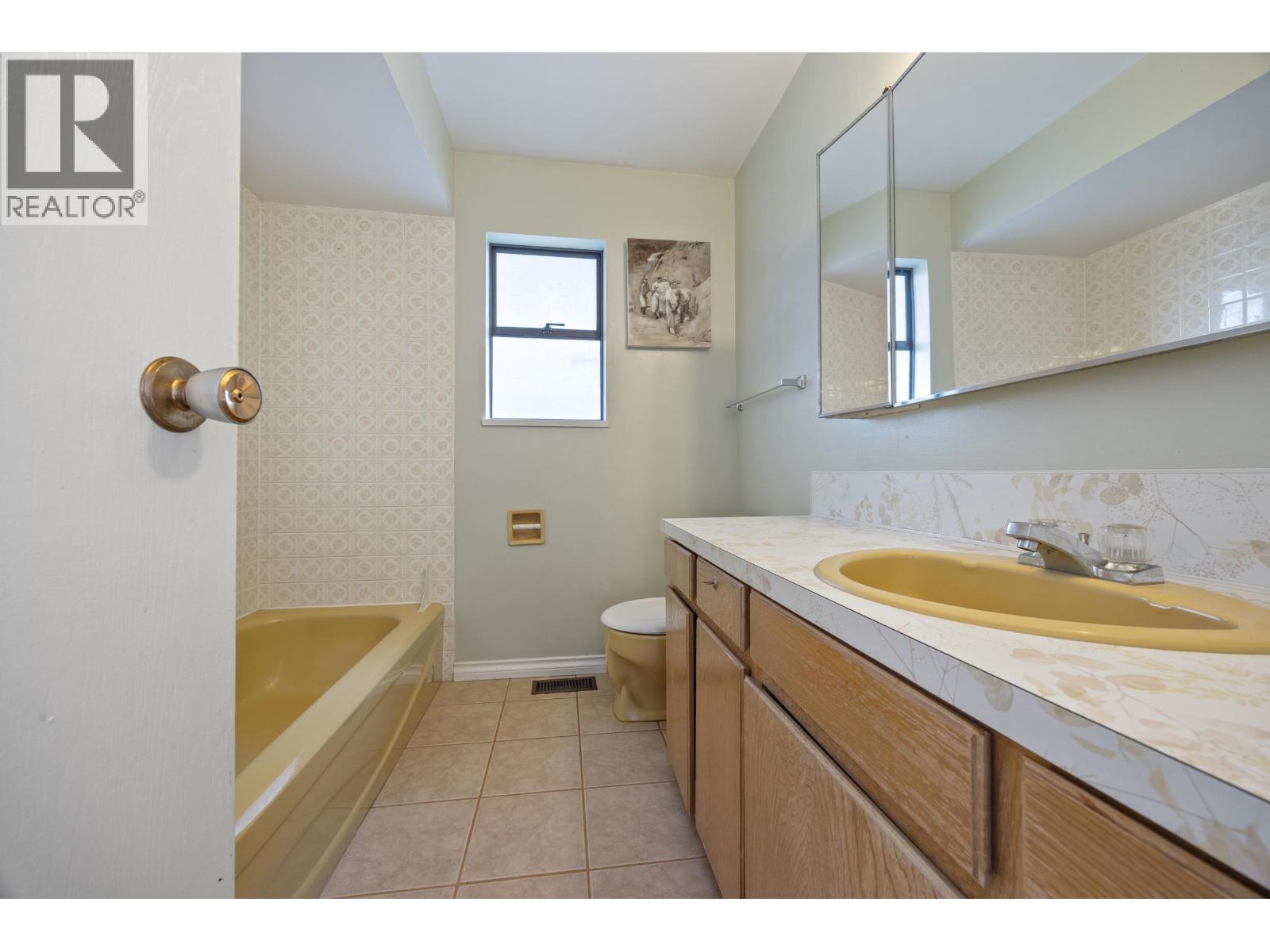 2063 Concord Avenue, Coquitlam, British Columbia  V3K 1K4 - Photo 19 - R3087380