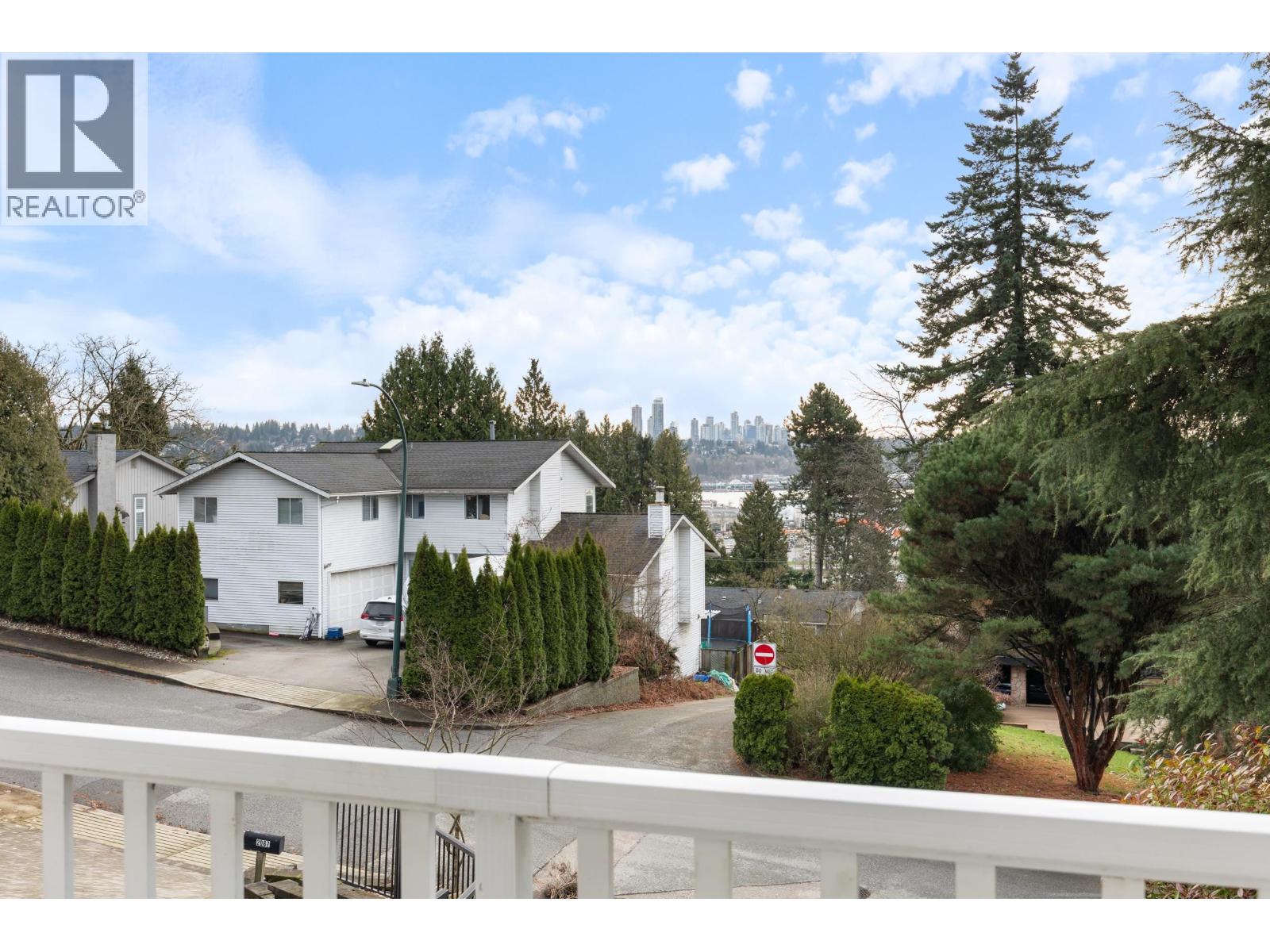 2063 Concord Avenue, Coquitlam, British Columbia  V3K 1K4 - Photo 24 - R3087380