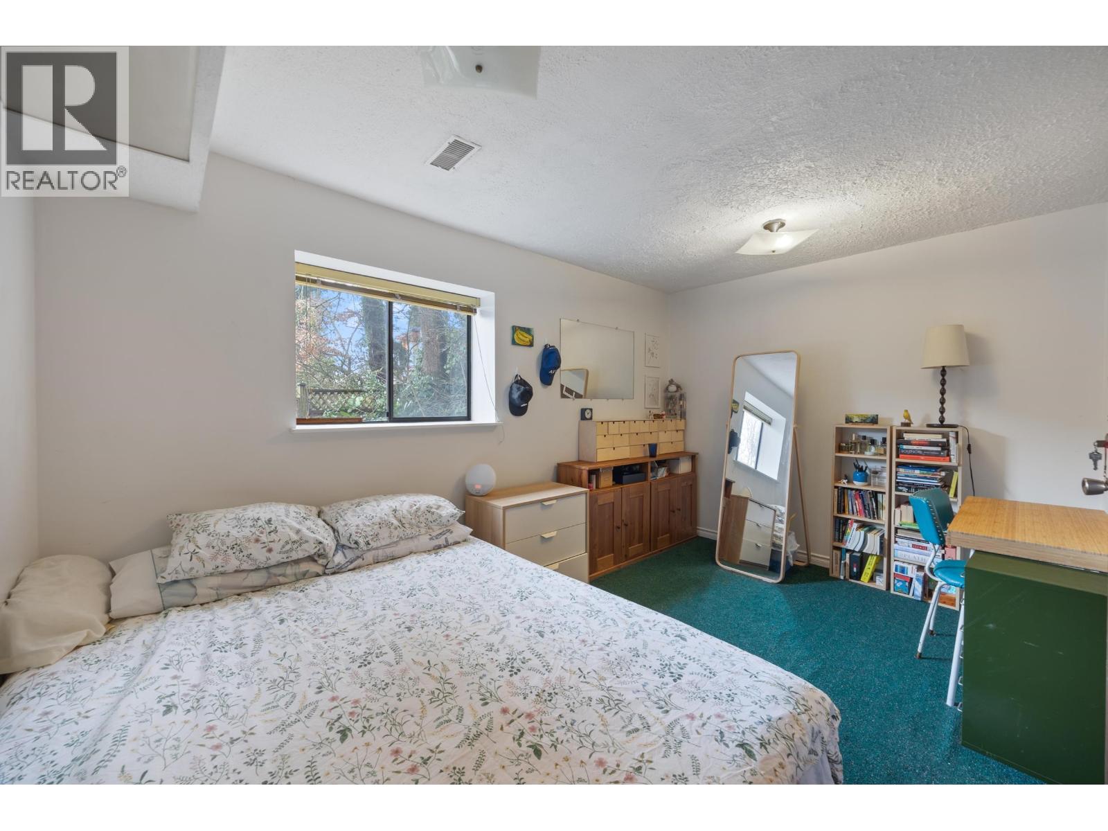 2063 Concord Avenue, Coquitlam, British Columbia  V3K 1K4 - Photo 31 - R3087380