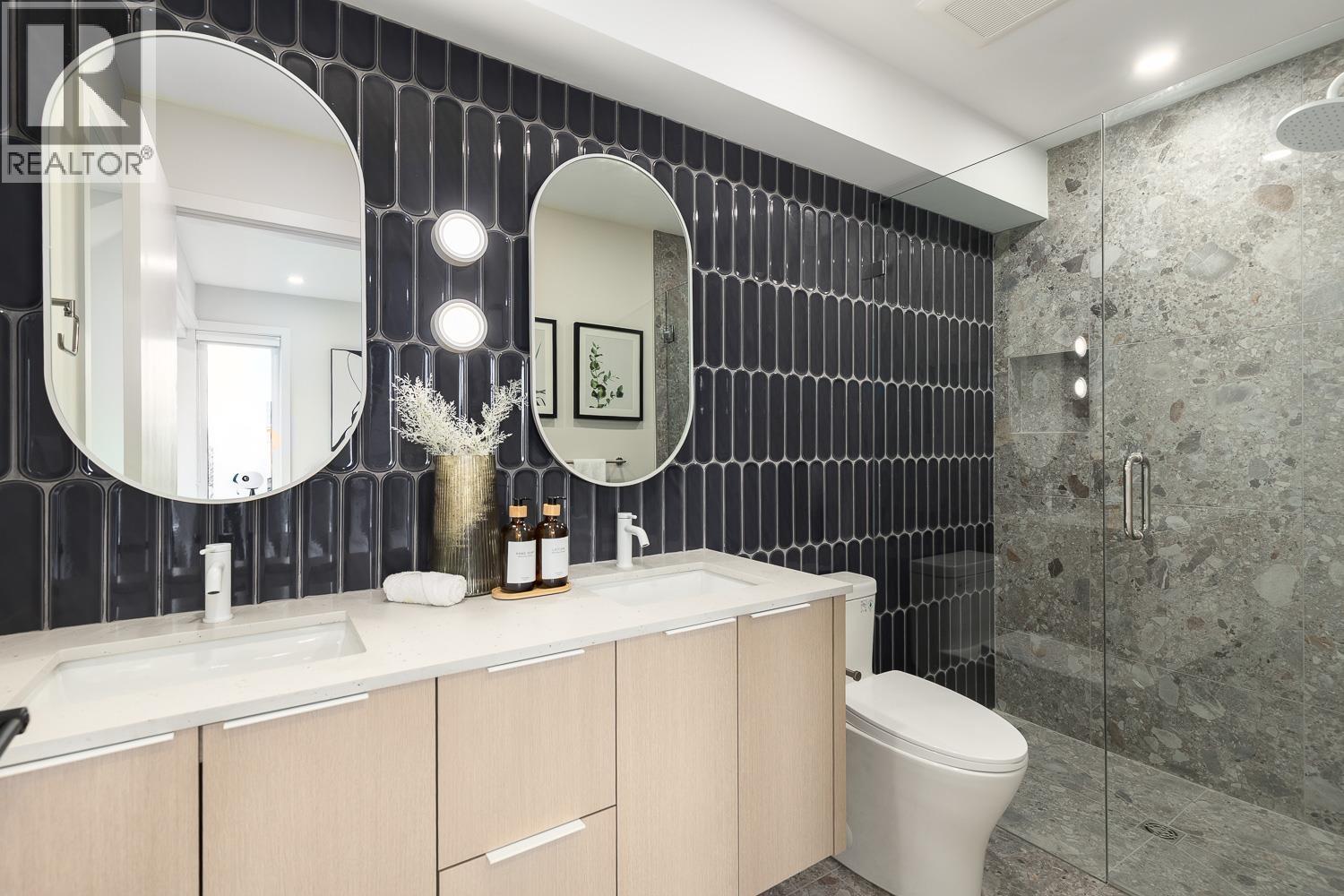 1 7 E 23rd Avenue, Vancouver, British Columbia  V5V 1W8 - Photo 12 - R3087242