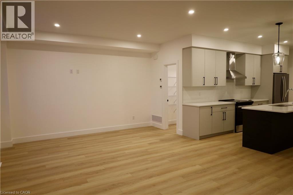 4255 Lismer Lane Unit# 17, London, Ontario  N6L 0B9 - Photo 5 - 40803421